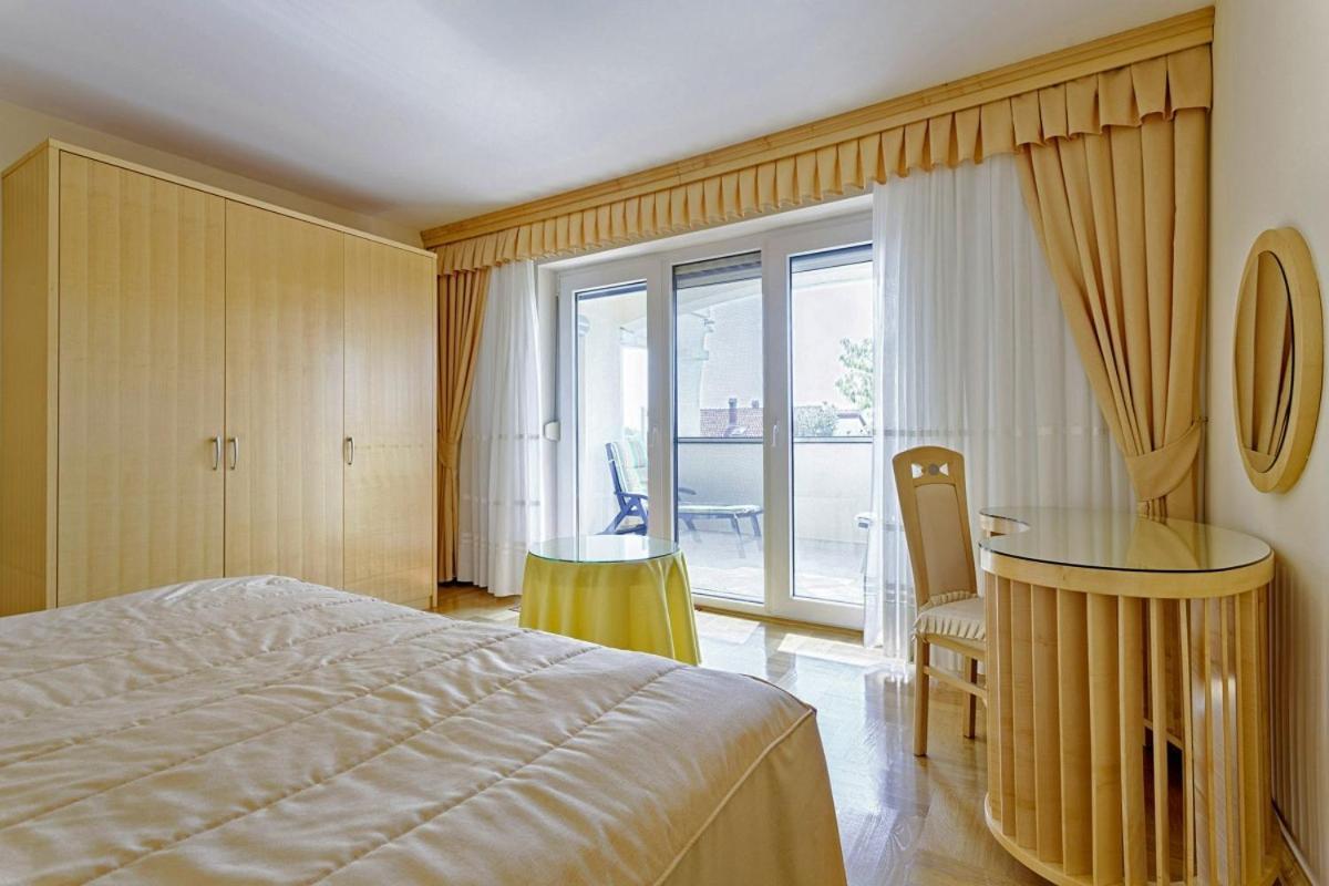 Hotel Lidia In Zadar - Nord-Dalmatien Extérieur photo